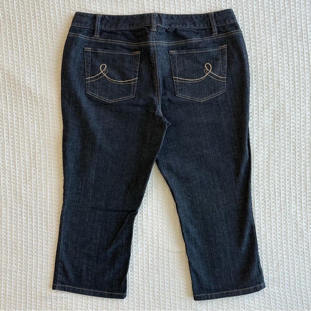 Ann Taylor LOFT slim cropped dark wash jeans - Picture 4 of 4